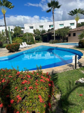 200m da PRAIA de Taperapuan, piscina, WiFi 300mbs, 2 quartos, até 6 pessoas, próximo a mercado e restaurantes